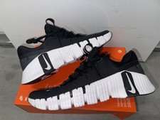 Men  s Size 11.5 Nike Free Metcon 5 Training Shoes Black White DV3949-001 New