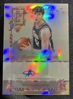 Topps 2015 Signature Class Basketball Maxime Raynaud RC Auto Manuscripts MS-MR
