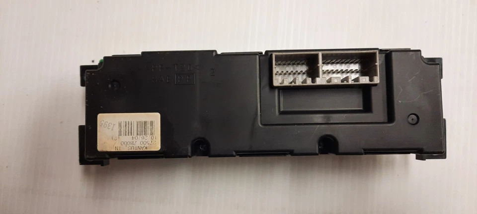 Nissan Altima 2005 control de clima Foto 2 de 2