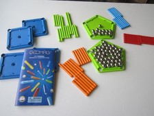 PRE-OWNED GEO-MAG SET WITH BASES, WANDS, STEEL BALLS AND INSTRUCTION PAMPHLET