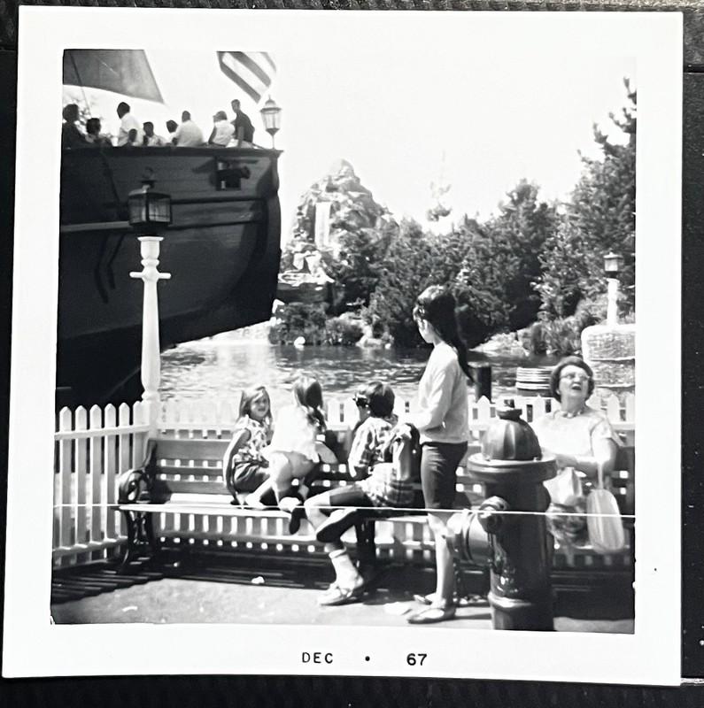 1967 Disneyland(?) & Knott’s Berry Farm(?) Black And White Photos (5)