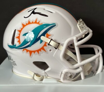 Tyreek Hill Signed Dolphins Flash Alternate Speed Mini Helmet (Beckett) 
