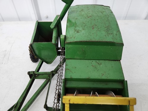 Vintage Original 1/16 Eska John Deere 30A Pull Type Combine Farm Tractor - Picture 11 of 19
