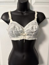 Vintage 70s May Marie White Lace No Underwire Bra 34 A Pin Up Boudoir Made USA