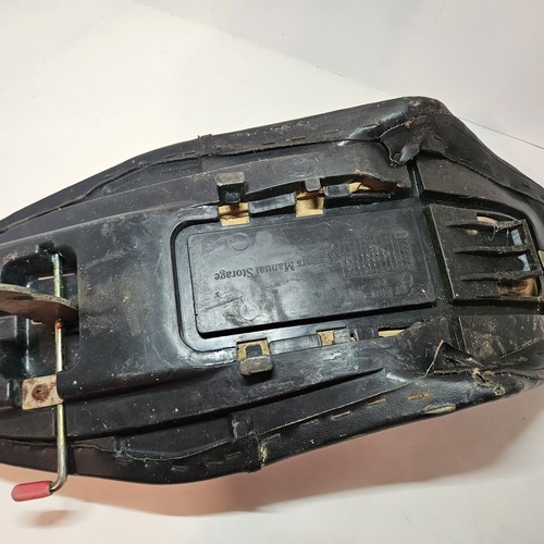 Polaris Predator 50 Seat Oem Polaris Predator 50cc Seat Black - Foto 8 di 8