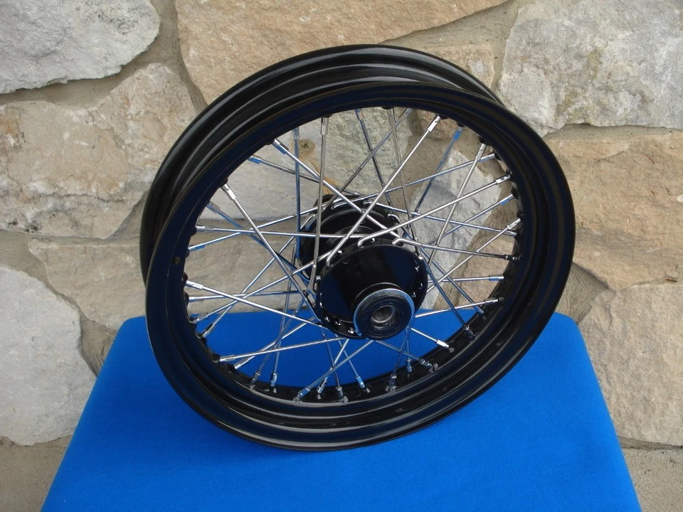 RUEDA DELANTERA 16X3 NEGRA LLANTA Y BUJE PARA HARLEY FATBOY & Heritage 84-99 Foto 2 de 2