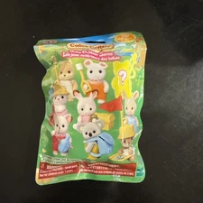 NEW CALICO CRITTERS BABY OUTDOOR SERIES BLIND BAG MINI CRITTER + ACCESSORY