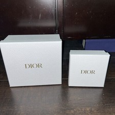 DIOR AUTHENTIC WHITE PEBBLED BOXES USED TOTAL 2 VARIOUS SIZES