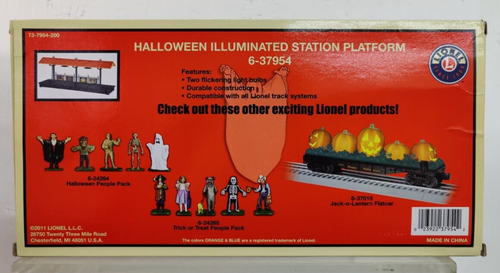 NUEVA PLATAFORMA ESTACIÓN ILUMINADA HALLOWEEN TRENES LIONEL ESCALA 6-37954 O - Imagen 7 de 7