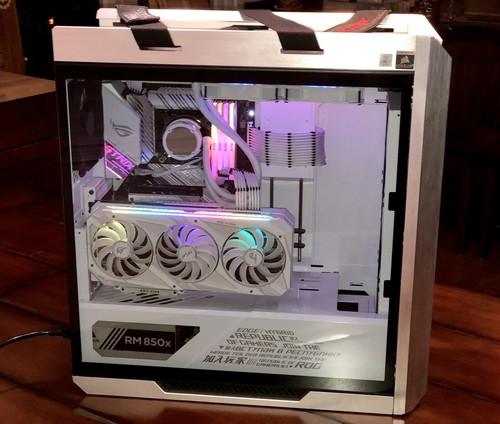 ASUS ROG Strix GeForce RTX 3070 8GB GDDR6 Graphics Card - White