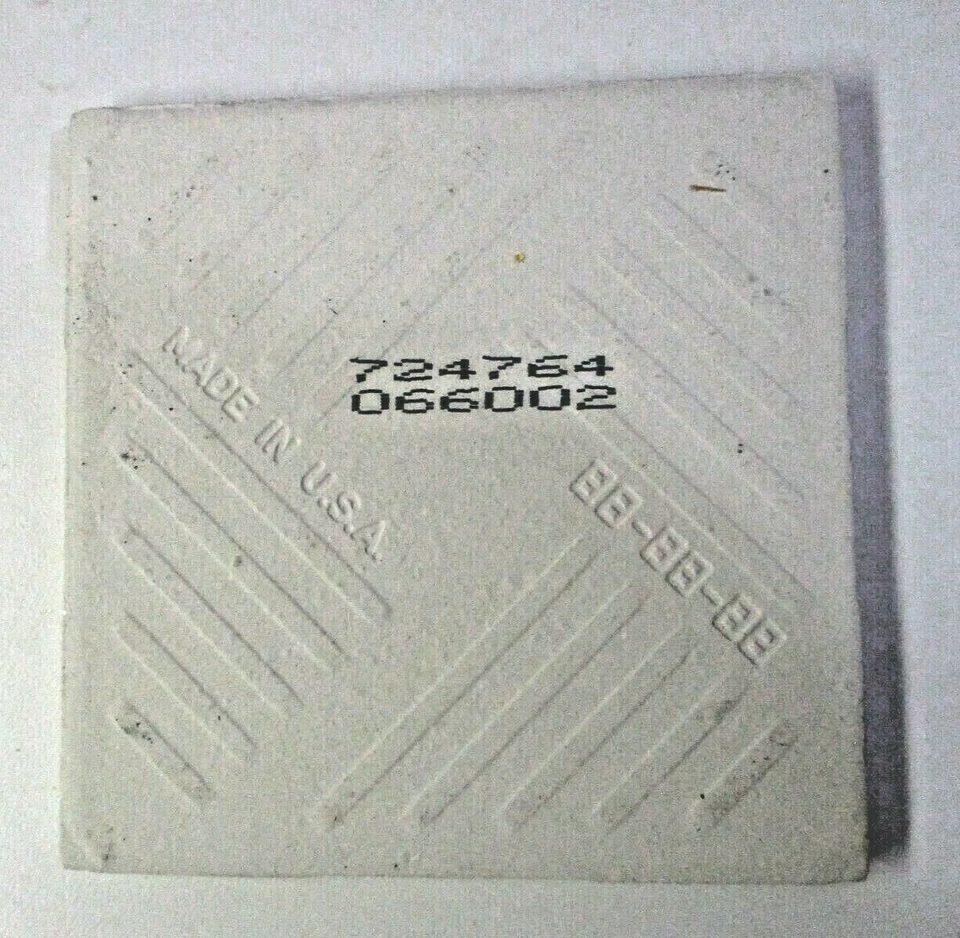 1 Azulejo de Pared Cerámica EE. UU. 724764 066002 Brillo 4-1/4" Cuadrado Blancanieves De Colección Foto 2 de 4