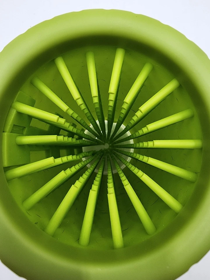 New - Dexas MudBuster Portable Dog Paw Washer/Paw Cleaner - Large - Green - Image 2 of 3