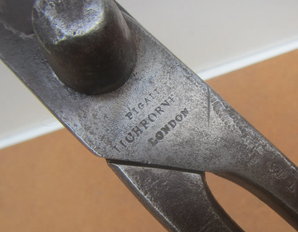 Tijeras de sastre grandes antiguas PIGALL Tichborne London - 13,5" de largo - Imagen 2 de 4