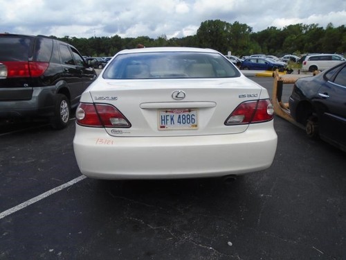 Fuse Box Engine Halogen Fits 00-03 LEXUS ES300 1206957 - Picture 4 of 12