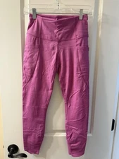 Women’s Small Members Mark Everyday Perforated Legging Pink