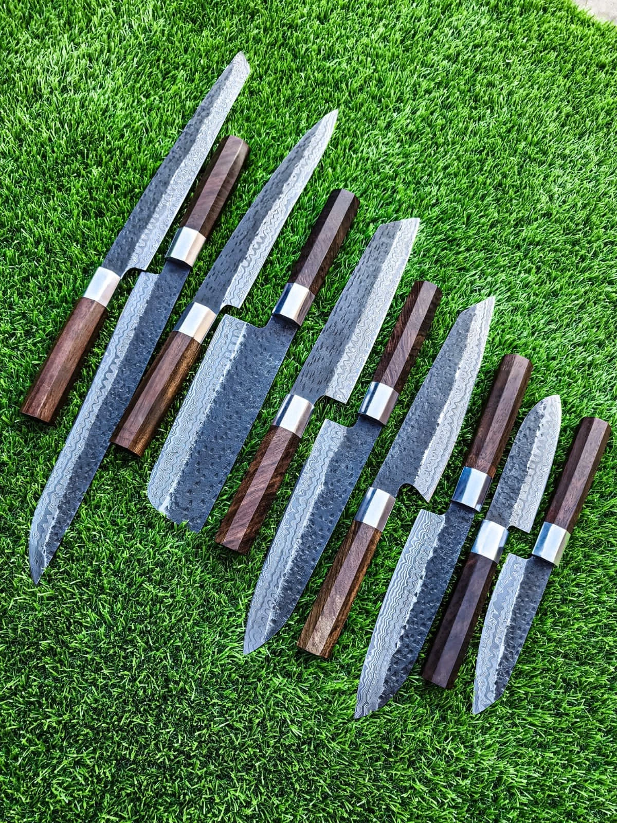 10Pc Custom Handmade Damascus steel Chef Knife Set Hammered Blade Kitchen Knives
Opens in a new wind