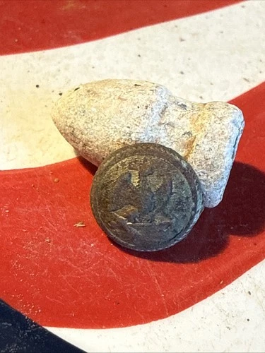 Dug Civil War 💥 🇺🇸 💣 Gilt Navy Tin Back Kepi Button