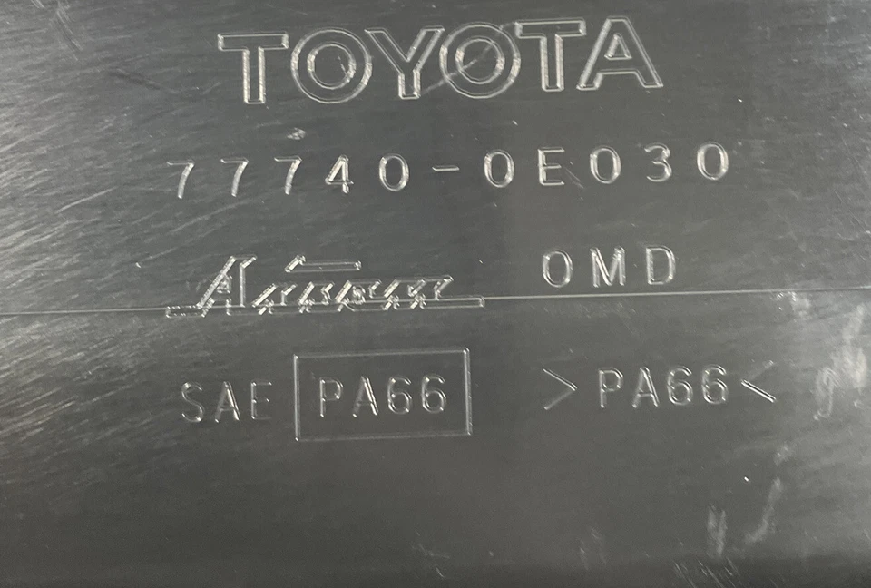 2014-2016 Toyota Highlander Charcoal Fuel Vapor Canister Evap 77740-0E030 Foto 4 de 4