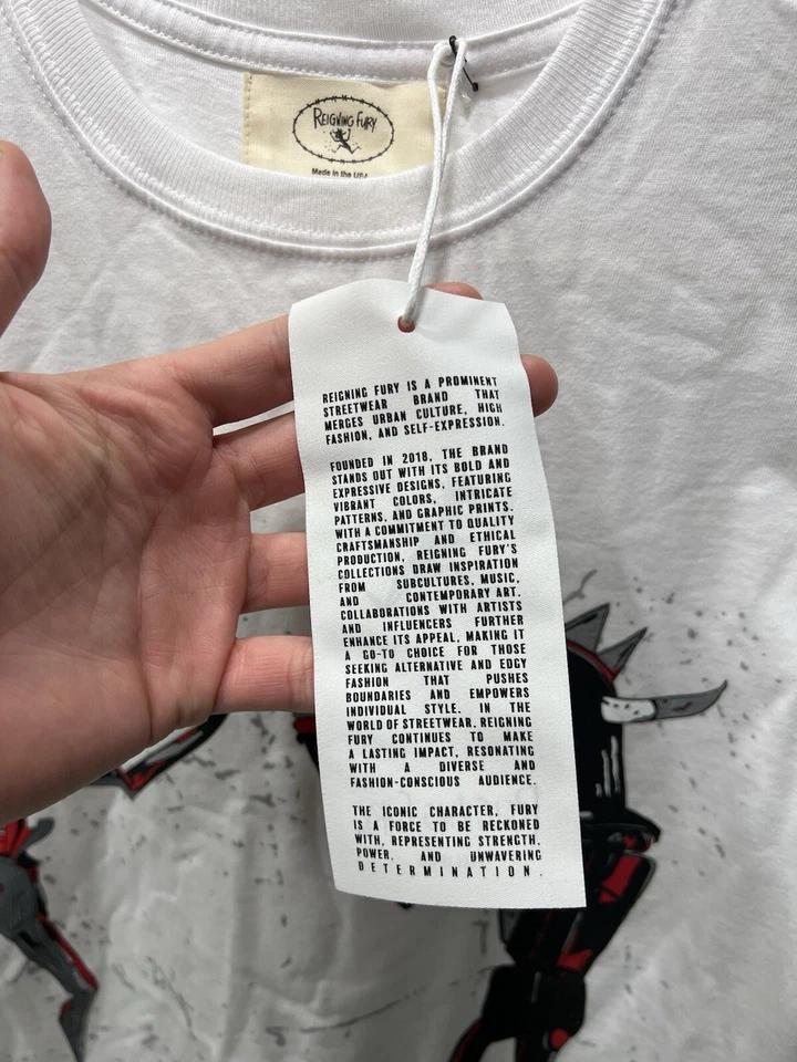 Camiseta REIGNING FURY Exposición de Arte Evento Talla Pequeña Hecha en EE. UU. Foto 4 de 4