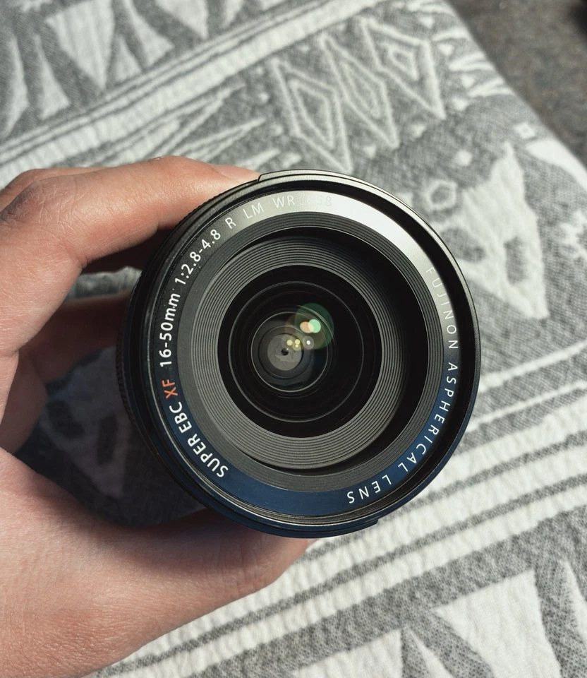 MINT Fujifilm Fujinon XF 16-50mm F2.8-4.8 R LM WR - Image 2 of 4
