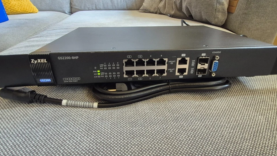 Zyxel GS2200-8HP Gigabit 8-Port Managed L2 PoE Network Switch - EXCL RACK EARS