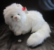 New New with tags Russ NIKKI WHITE PERSIAN PLUSH CAT STUFFED ANIMAL Green eyes