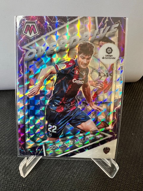 21 Gonzalo Melero Levante FC Overdrive Hit 2021-22 Panini Mosaic La Liga Soccer