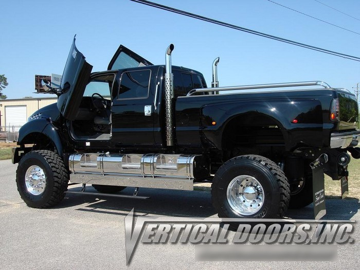 Vertical Doors Inc. Bolt-On Lambo Kit for Ford F-650 06-10