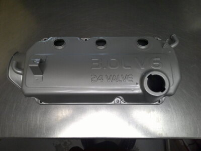 Genuine Mitsubishi Valve Cover MN183393