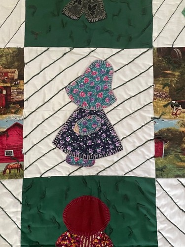 Baby Quilt Handmade New Sunbonnet Sue & Sam Hand Quilted Applique - Picture 7 of 20