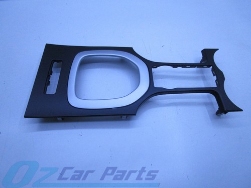 NEW Gear Surround Centre Console Trim FOR HOLDEN COMMODORE VE SS SSV SV8 MANUAL - Picture 10 of 11