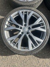 Genuine VW Golf GTI MK7/MK7.5 19” Santiago Alloy Wheel With Tyre 5G0601025AN