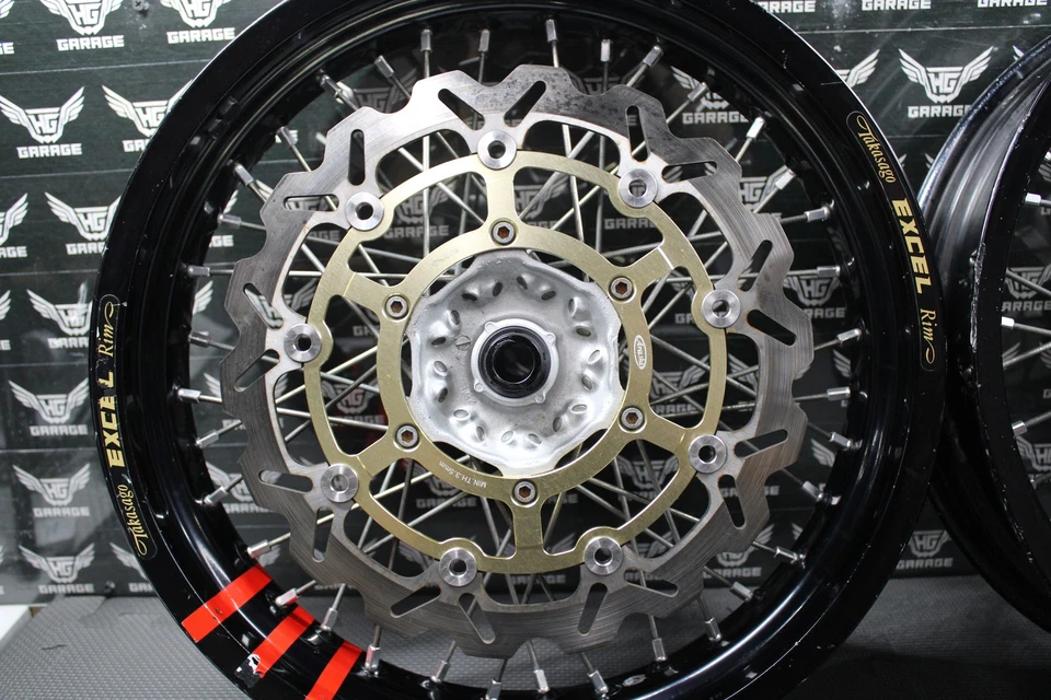 2007 SUZUKI 05-21 DRZ400SM SUPERMOTO 17" RODAS TRASEIRAS DIANTEIRAS CONJUNTO DE CUBOS ROTORES - Imagem 3 de 4