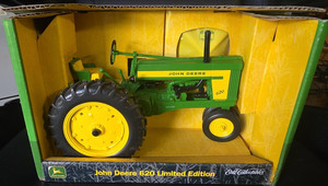 ERTL JOHN DEERE 620 LIMITED EDITION PENNSYLVANIA FARM SHOW