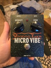 Voodoo Lab Micro Vibe Rotary Guitar Effect Pe...