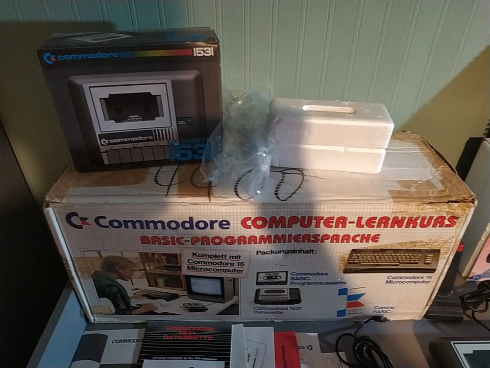 Aus Sammlung commodore C16 Lernkurs Mit Datasette 1531 Zubehör Ovp - Bild 2 von 4