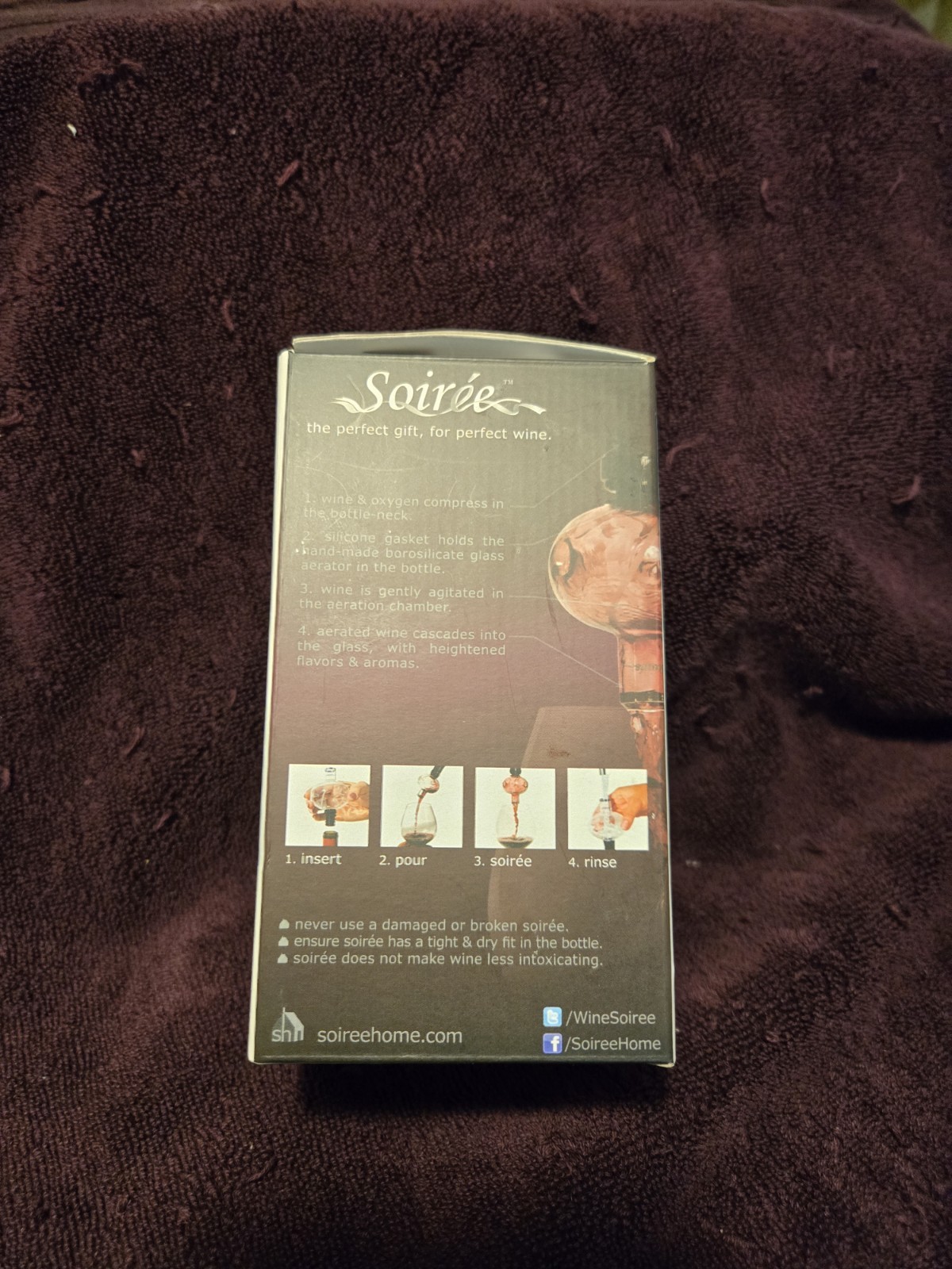 Soirée In-Bottle Wine Aerator with Stand, Preowned, Open Box