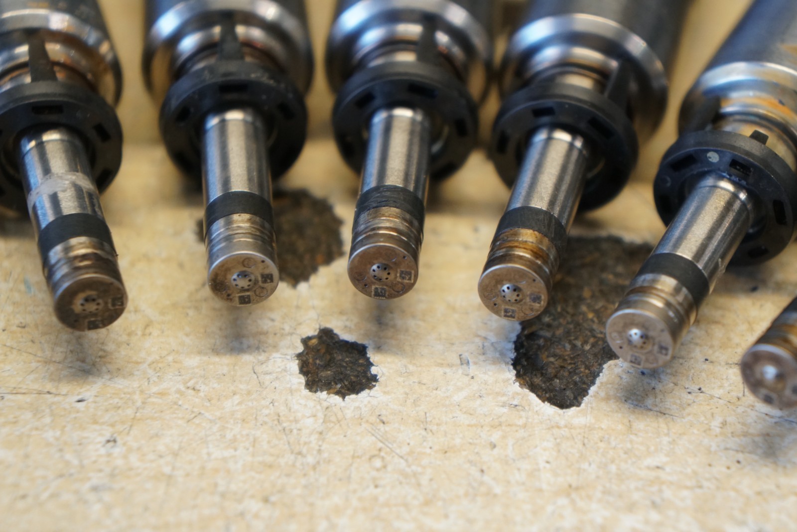 2019 - 2025 LAMBORGHINI URUS 4.0L V8 ENGINE FUEL INJECTOR SET OEM 0P2906036