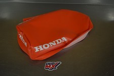 Housse de selle Honda 50 QR rouge