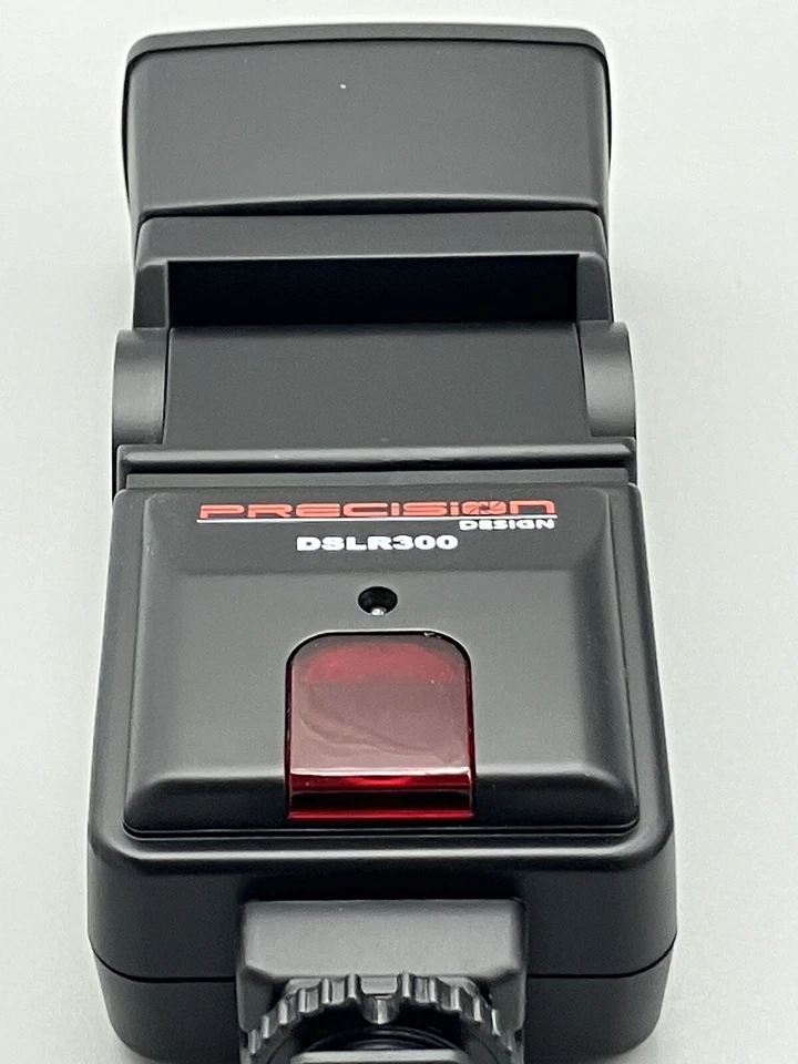 Canon DSLR300 Shoe Mount Flash, Auto Electronic - Precision Design - Image 2 of 3