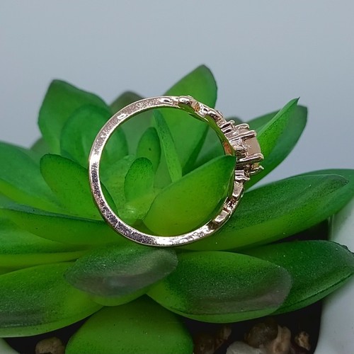 Rose Gold Oval Cut Pink Simulated Opal Ring Engagement Jewelry Size 5.75 - Picture 2 of 8