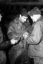 JOE DIMAGGIO AUTOGRAPH BASE KOREA BASEBALL PLAYER 1950 4X6 POSTCARD PHOTO