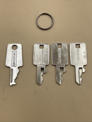 Lot of 4 Vintage Luggage Keys 3 Samsonite (2)-70s (1)-170s and (1) Imperial 236