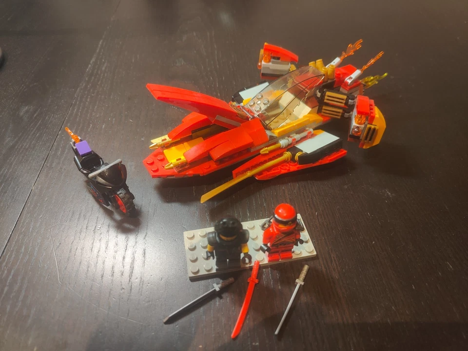 LEGO Ninjago 70638 Katana V11, photo 1 sur 5