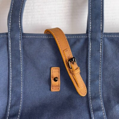 LL Bean Boat & Tote Bag with Leather Handles & Closure Blue Gray 