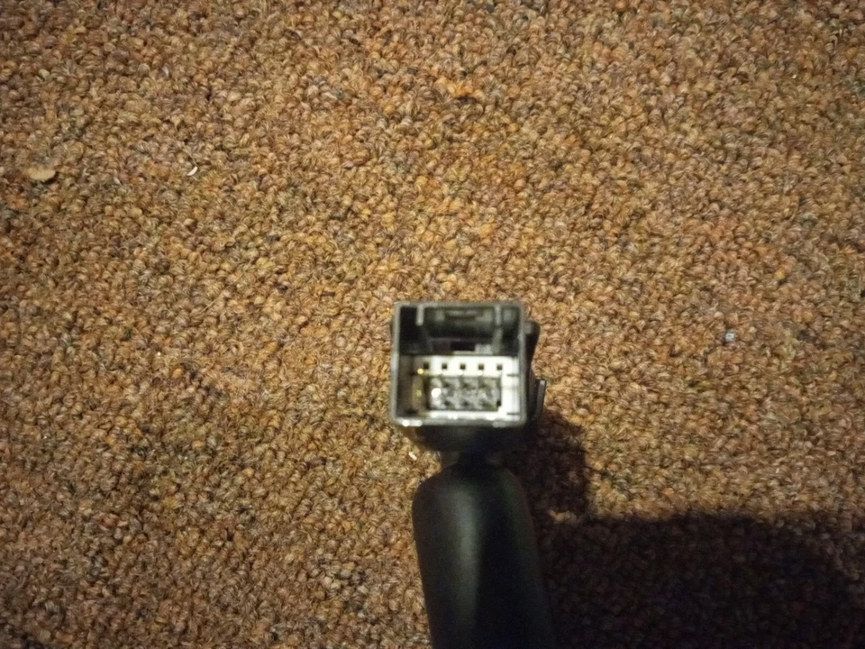 Espejo retrovisor Buick LaCrosse Allure con atenuación automática y Onstar OEM 13503052 Foto 3 de 4