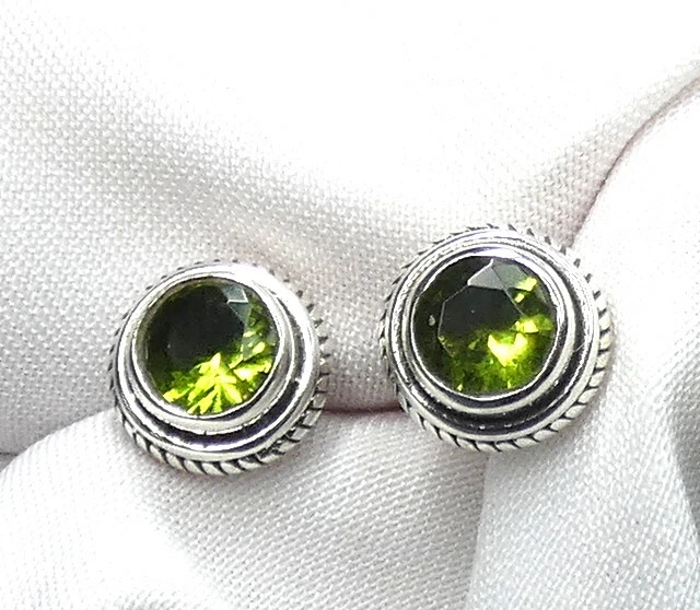 Peridot Olivin Ohrstecker 925 Silber 8 mm im Durchmesser modisch - NEU -* - Bild 3 von 4