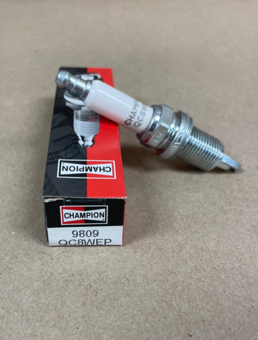 New Champion Iridium QC8WEP 9809 Spark Plug