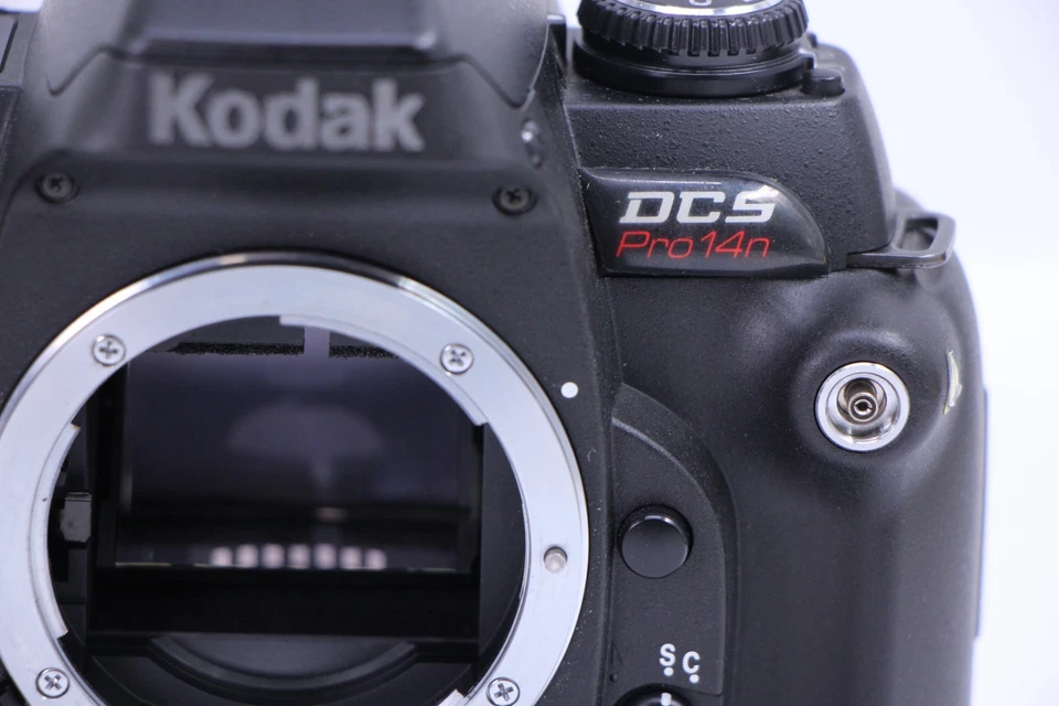 Cámara digital Kodak Pro 14n SLR rara oportunidad montaje Nikon cápsula de tiempo 1050 clics Foto 2 de 4