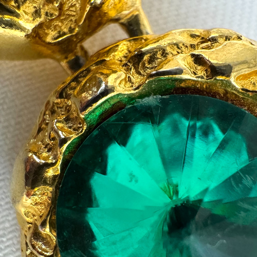 Vintage Carol Dauplaise Gold-Tone and Emerald Green Rhinestone Bracelet - Picture 3 of 6